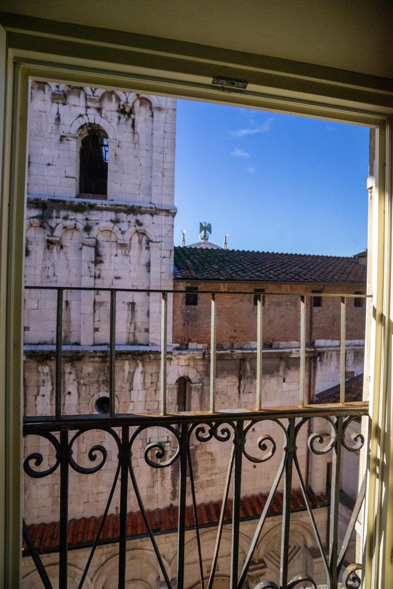 Bed and Breakfast Palazzo Rocchi - Residenza D'Epoca Lukka Zewnętrze zdjęcie