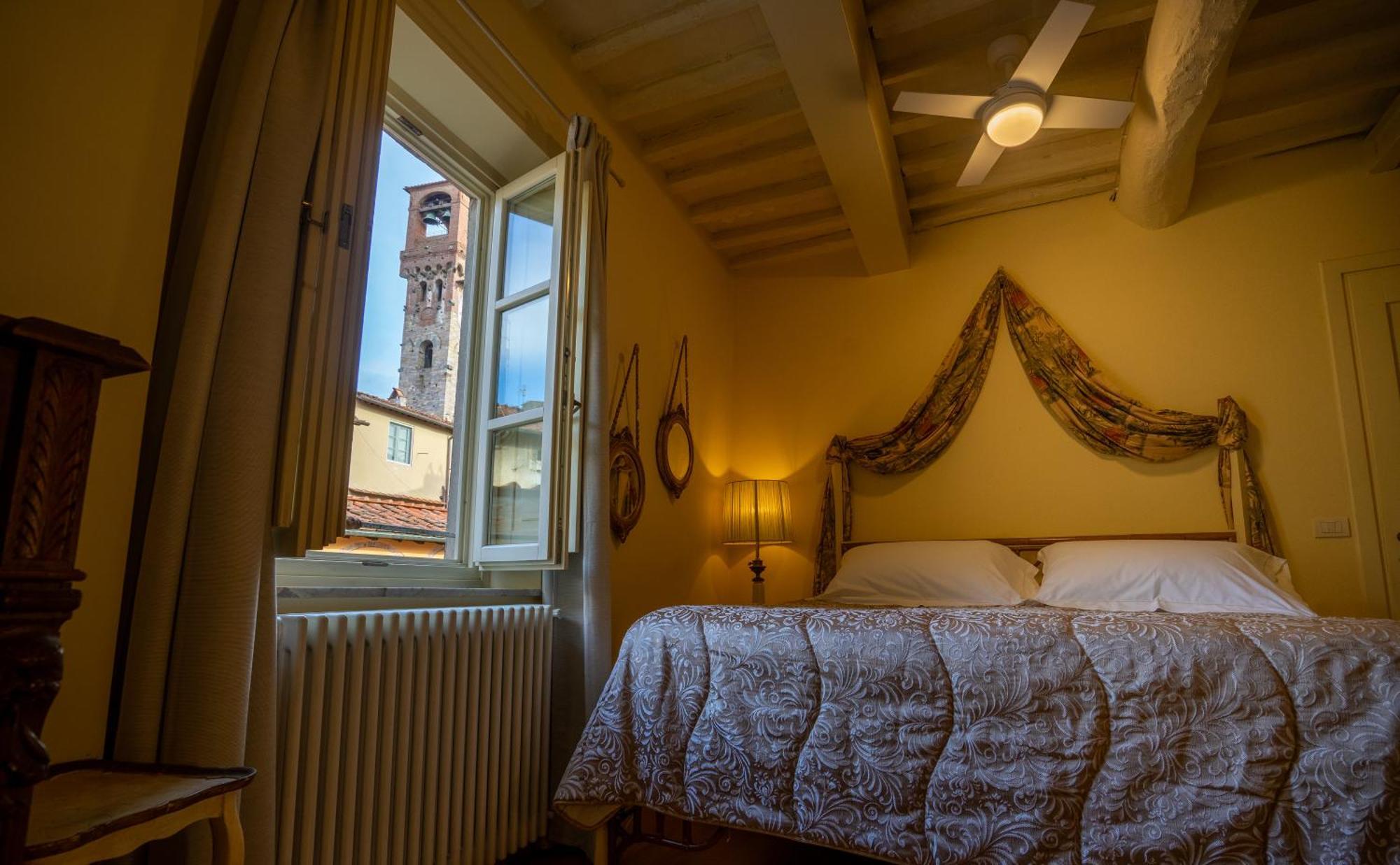 Bed and Breakfast Palazzo Rocchi - Residenza D'Epoca Lukka Zewnętrze zdjęcie