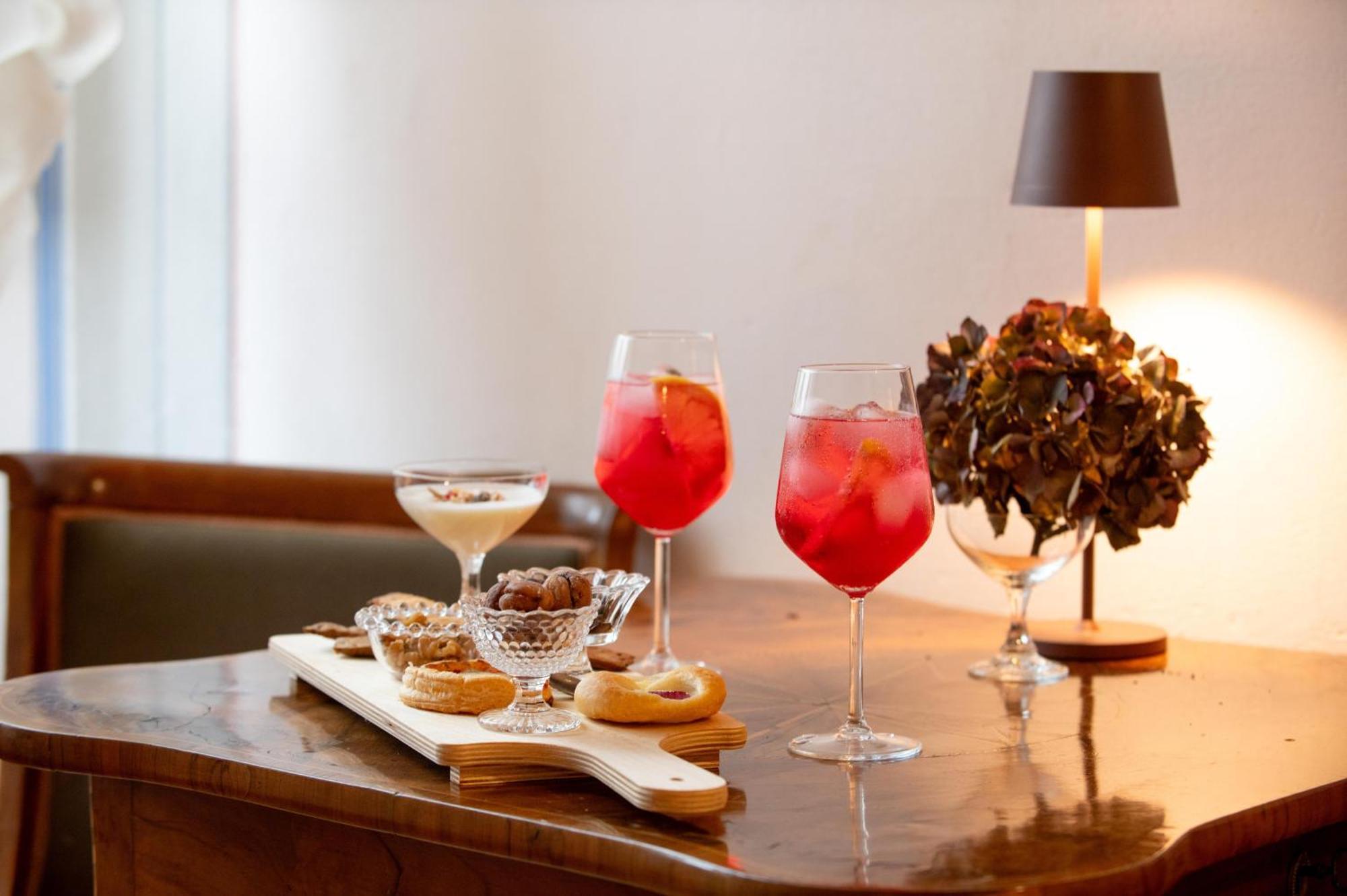 Bed and Breakfast Palazzo Rocchi - Residenza D'Epoca Lukka Zewnętrze zdjęcie