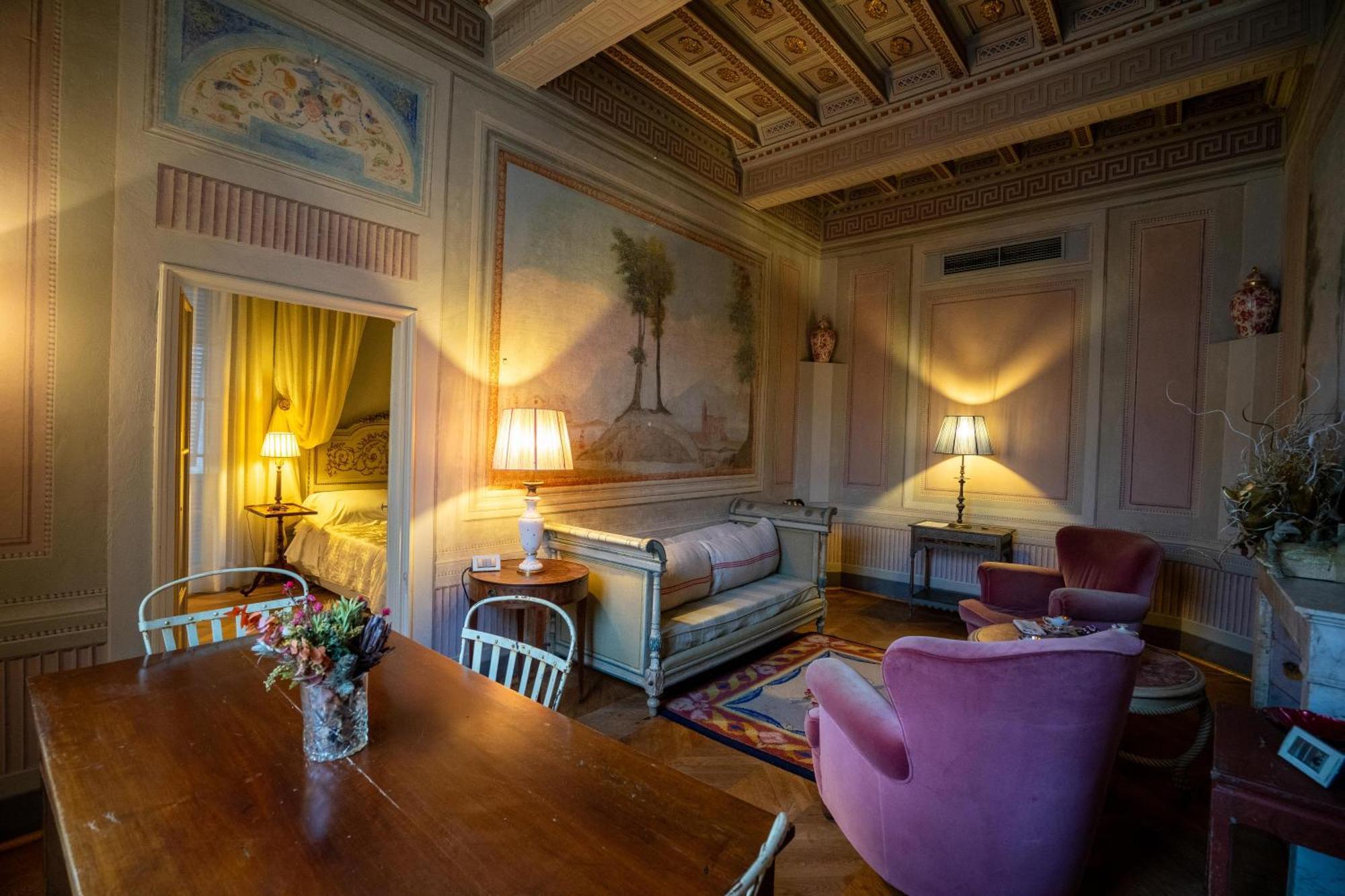 Bed and Breakfast Palazzo Rocchi - Residenza D'Epoca Lukka Zewnętrze zdjęcie