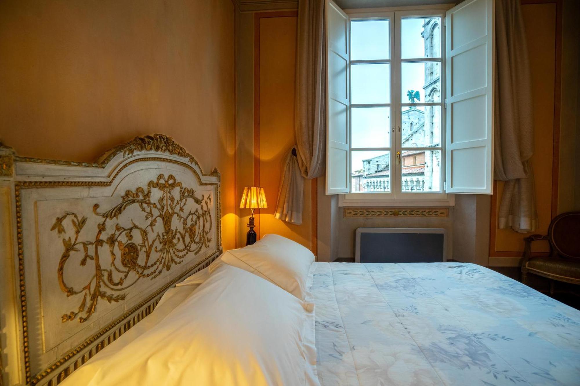 Bed and Breakfast Palazzo Rocchi - Residenza D'Epoca Lukka Zewnętrze zdjęcie